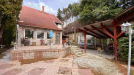Eladó családi ház Budapest