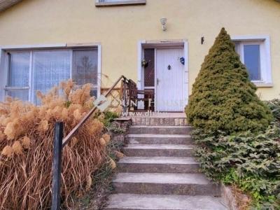 Eladó családi ház Vác