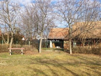 Eladó családi ház - 2360 Gyál