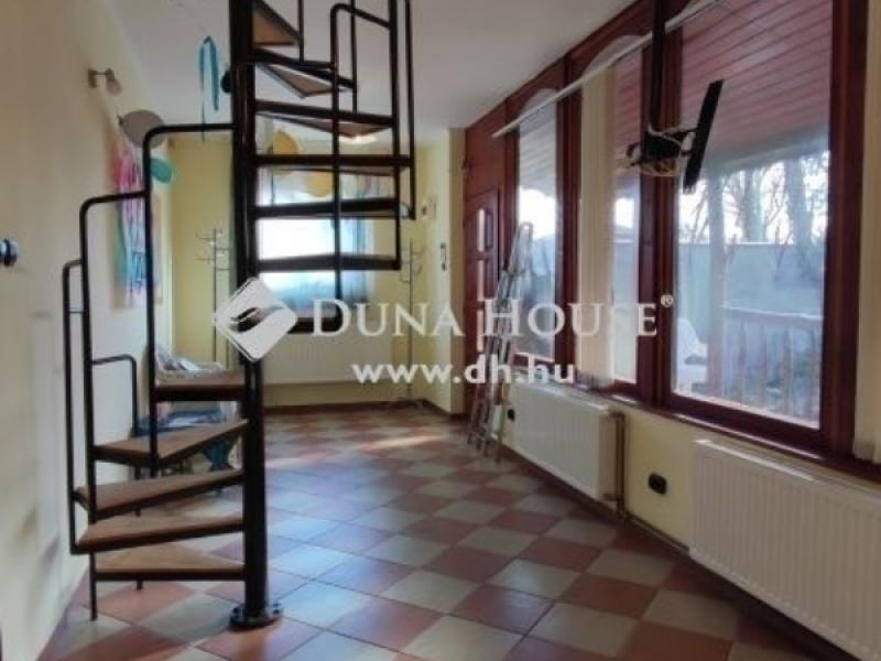 Eladó családi ház Gyál