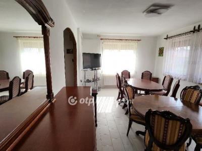 Eladó családi ház Orosháza