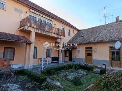 Eladó lakás Mohács