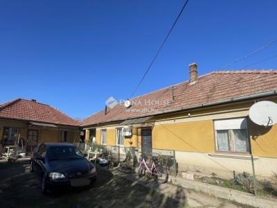 Eladó családi ház Pilis