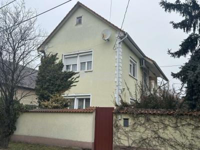 Eladó családi ház Albertirsa