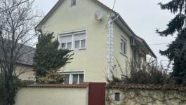 Eladó családi ház Albertirsa