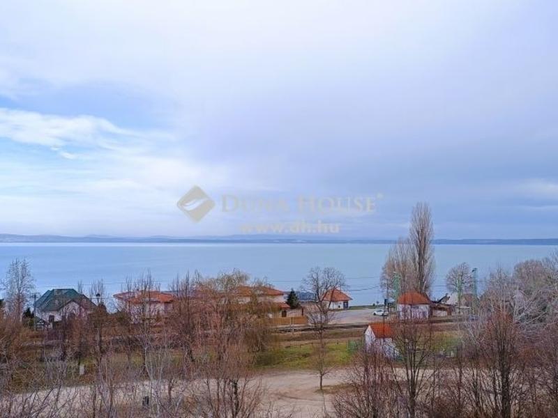 Eladó családi ház Siófok