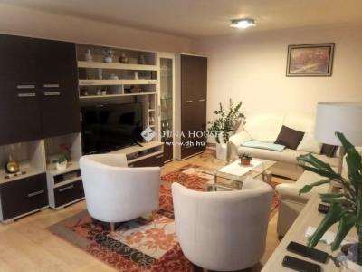 Eladó családi ház - 2500 Esztergom