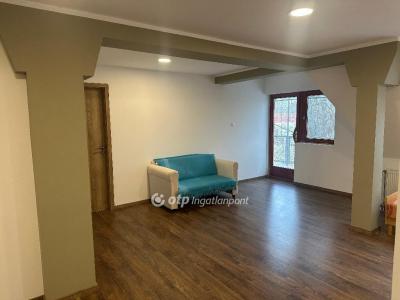 Eladó családi ház Siófok