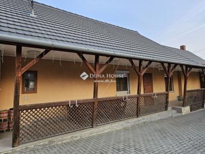 Eladó családi ház Nagyharsány