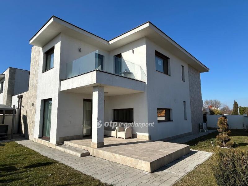 Eladó ikerház Debrecen