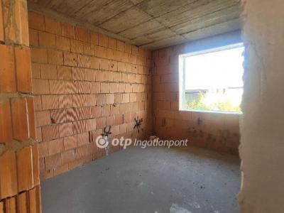 Eladó ikerház Jászberény