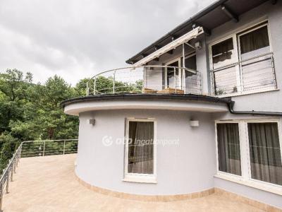 Eladó családi ház Budapest