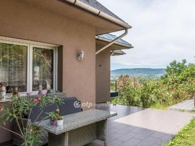 Eladó családi ház Budapest