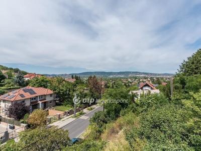 Eladó családi ház Budapest