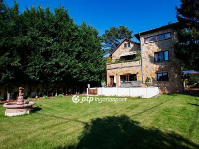 Eladó családi ház Budapest