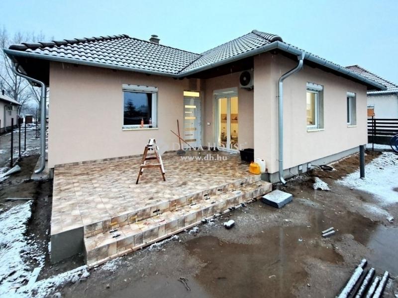 Eladó ikerház Vasad