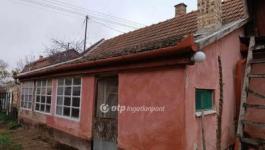 Eladó családi ház Hajdúböszörmény