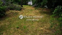 Eladó külterületi telek Mogyoród