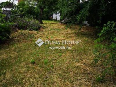 Eladó külterületi telek Mogyoród