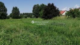 Eladó külterületi telek Pécel