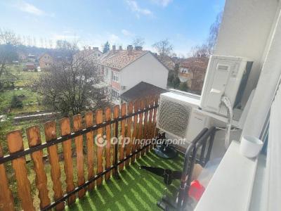 Eladó lakás Jászberény