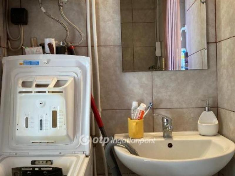 Eladó családi ház Besenyszög