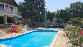 Eladó nyaraló Balatonkenese Balatonakarattya