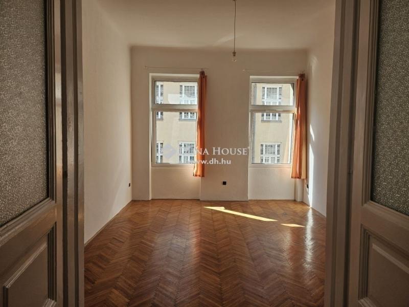 Eladó lakás Budapest