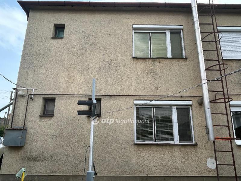 Eladó családi ház Hajdúhadház