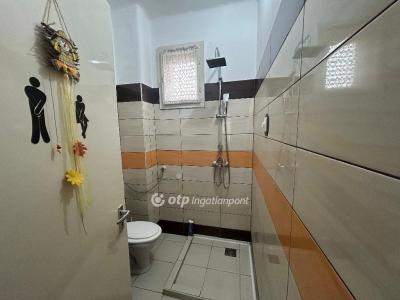 Eladó családi ház Hajdúhadház