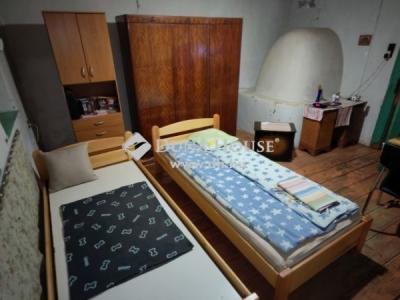 Eladó családi ház - 2217 Gomba