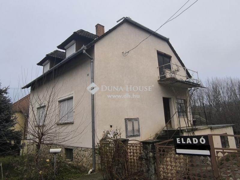Eladó családi ház Bár