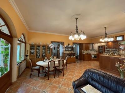 Eladó családi ház Kecskemét