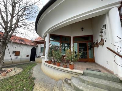 Eladó családi ház Kecskemét