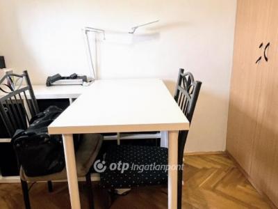 Eladó lakás Pécs