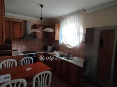 Eladó lakás Nyíregyháza