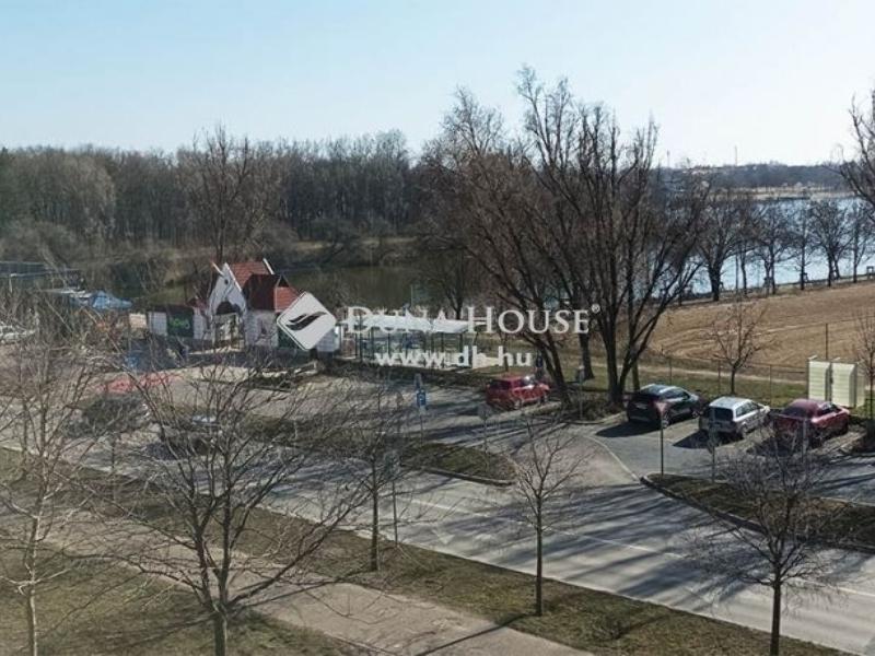 Eladó lakás Kecskemét