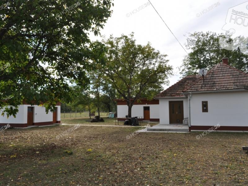 Eladó családi ház Kecskemét