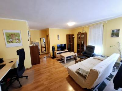 Eladó lakás - 1107 Budapest, X. kerület , Somfa utca