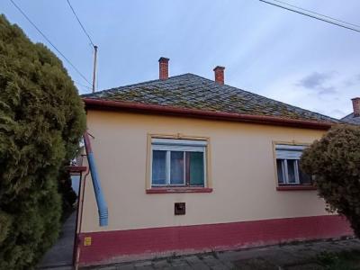 Eladó ház Szentes