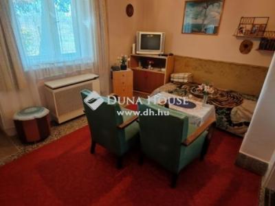 Eladó családi ház Nyáregyháza