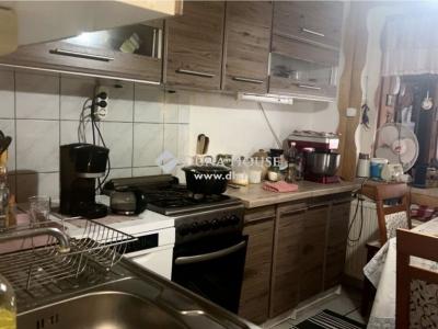 Eladó családi ház Komárom