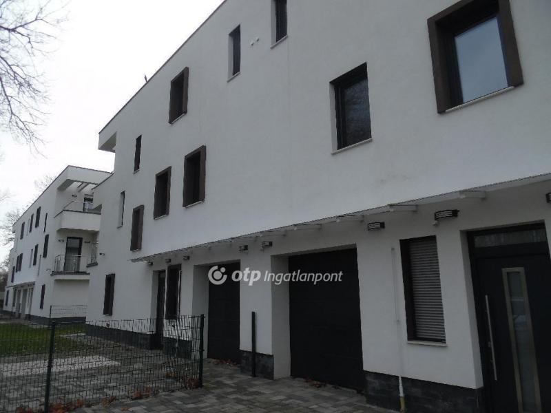 Eladó ikerház Budapest