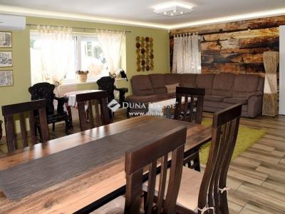 Eladó családi ház - 7630 Pécs