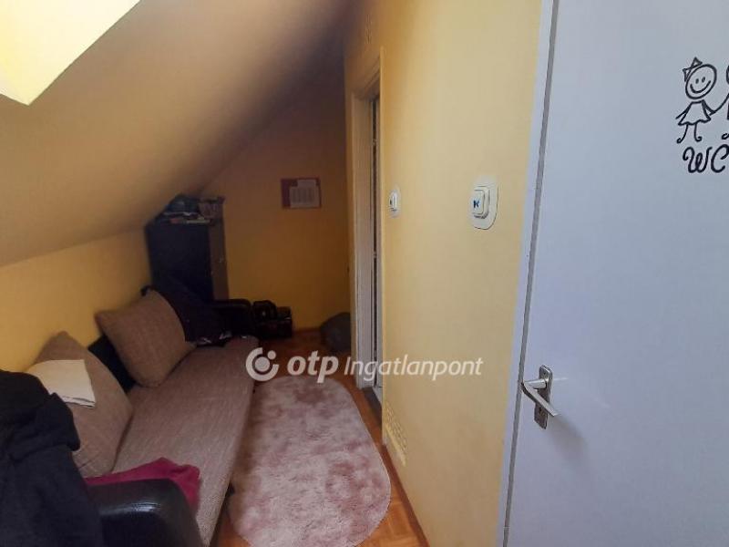 Eladó családi ház Eger