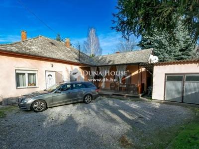 Eladó családi ház Balatonszemes