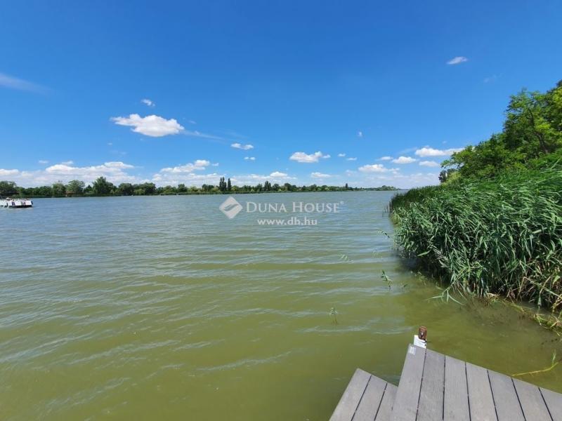 Eladó lakóövezeti telek Kiskunlacháza