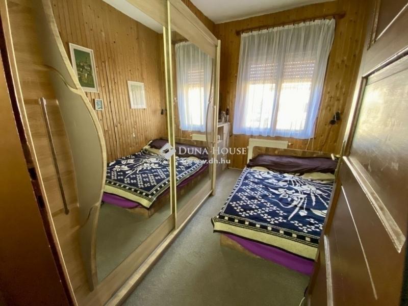 Eladó családi ház Budapest