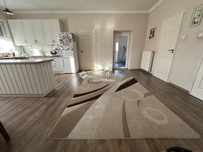 Eladó családi ház Budapest