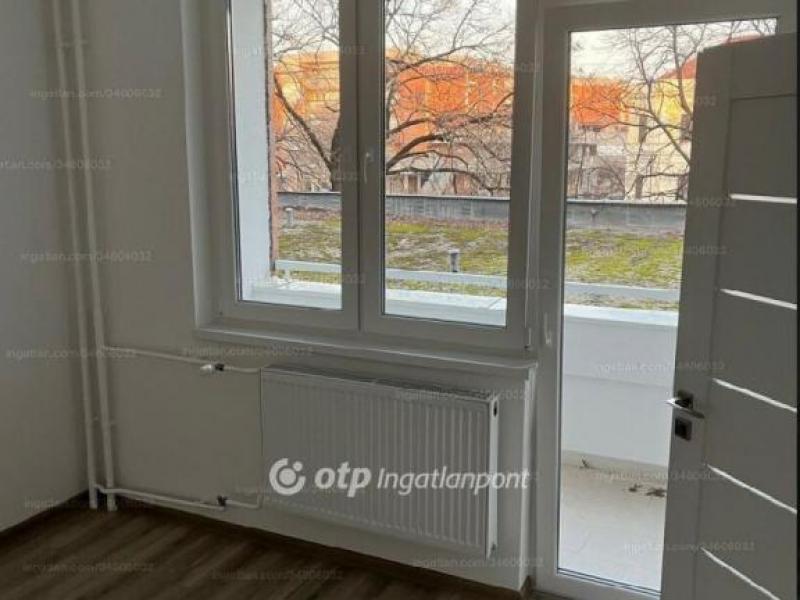 Eladó lakás Hajdúnánás